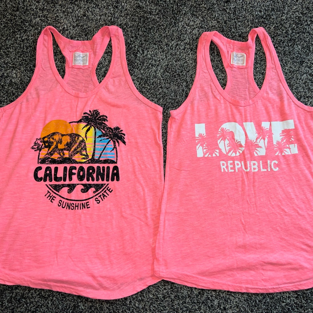 Women’s Large neon pink tank tops